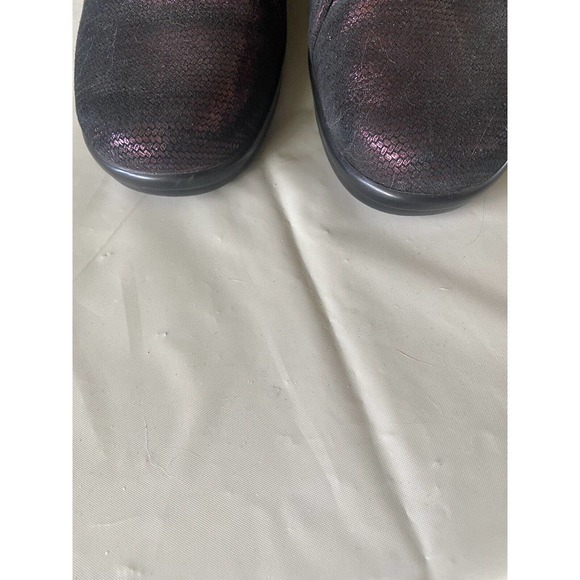 Womens Alegria Burgendy Shiny Clogs- Very Cool- Size 8 - Picture 7 of 7